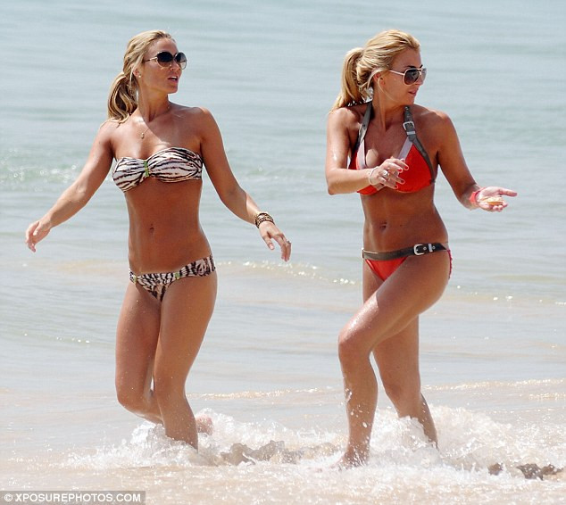 Vợ Steven Gerrard diện bikini khoe thân quyến rũ ảnh 3