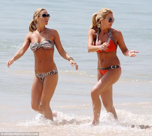 Vợ Steven Gerrard diện bikini khoe thân quyến rũ ảnh 3