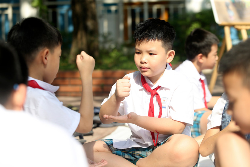 Thời gian qua, ngành Giáo dục và Đào tạo Hà Nội đã báo cáo Bộ Giáo dục và Đào tạo, UBND thành phố đồng thuận để lập hồ sơ đề nghị UNESCO công nhận thành phố Hà Nội là thành phố học tập - trở thành thành viên mạng lưới thành phố học tập toàn cầu Thời gian qua, ngành Giáo dục và Đào tạo Hà Nội đã báo cáo Bộ Giáo dục và Đào tạo, UBND thành phố đồng thuận để lập hồ sơ đề nghị UNESCO công nhận thành phố Hà Nội là thành phố học tập - trở thành thành viên mạng lưới thành phố học tập toàn cầu