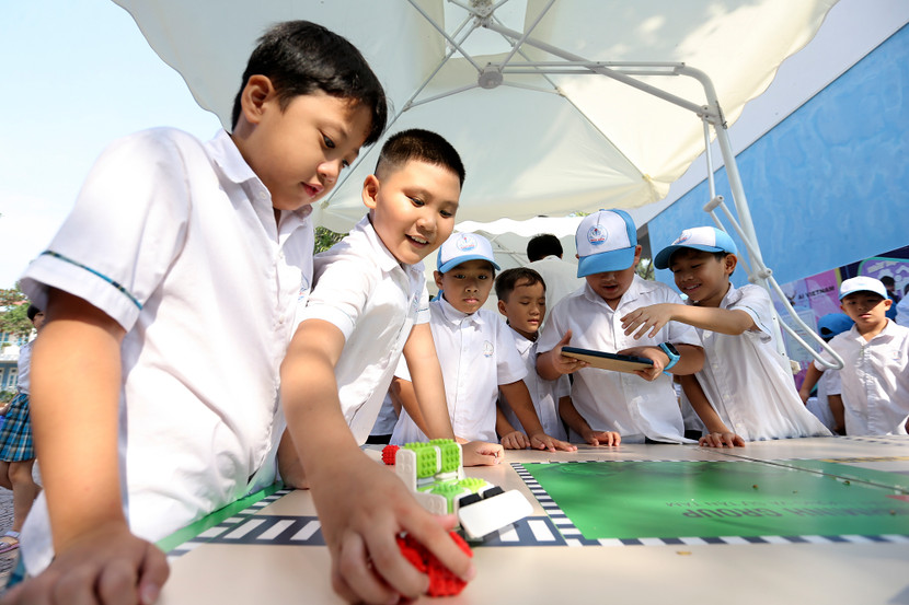 Những hoạt động trải nghiệm giúp học sinh tiếp thu kiến thức và phát triển toàn diện về kỹ năng Những hoạt động trải nghiệm giúp học sinh tiếp thu kiến thức và phát triển toàn diện về kỹ năng