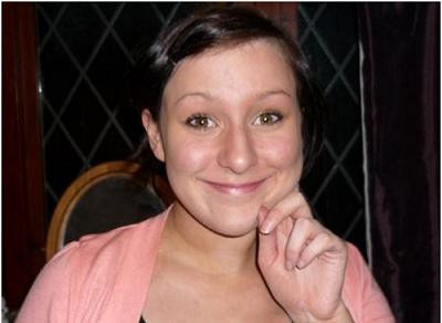 Jilted Joanne Griffiths, 19 tuổi