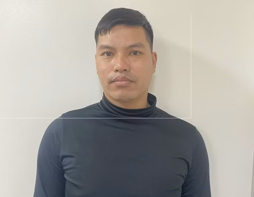 Đối tượng Nguyễn Mạnh Thắng ra đầu thú