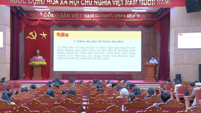 Đảng ủy xã Thạch Thất, Hà Nội đã tổ chức hội nghị học tập, nghiên cứu, triển khai thực hiện Nghị quyết và Chương trình hành động thực hiện Nghị quyết Đại hội đại biểu Đảng bộ thành phố Hà Nội lần thứ XVIII, nhiệm kỳ 2025 - 2030.