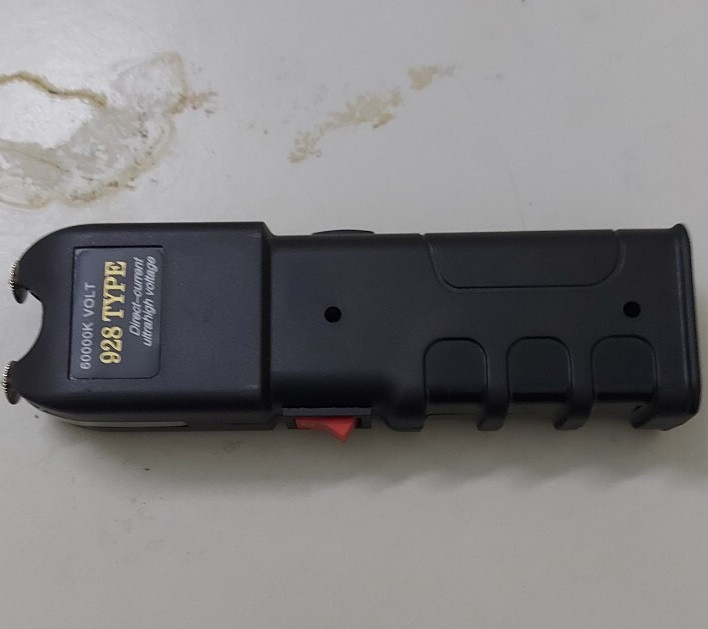 Chiếc dùi cui điện Luân sử dụng làm hung khí gây án