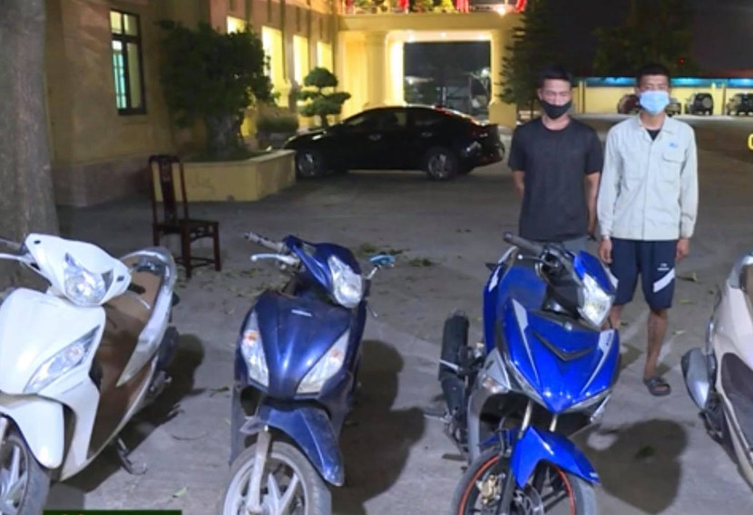 Hai đối tượng cùng tang vật bị thu giữ