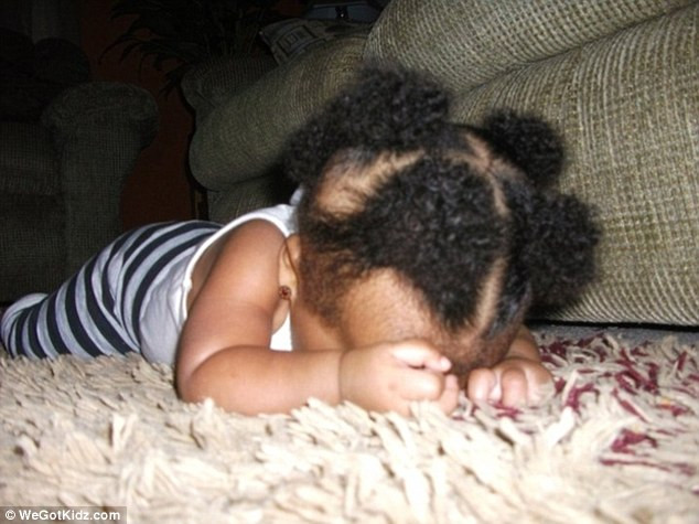 Ngộ nghĩnh những đứa trẻ bạ đâu ngủ đấy ảnh 11