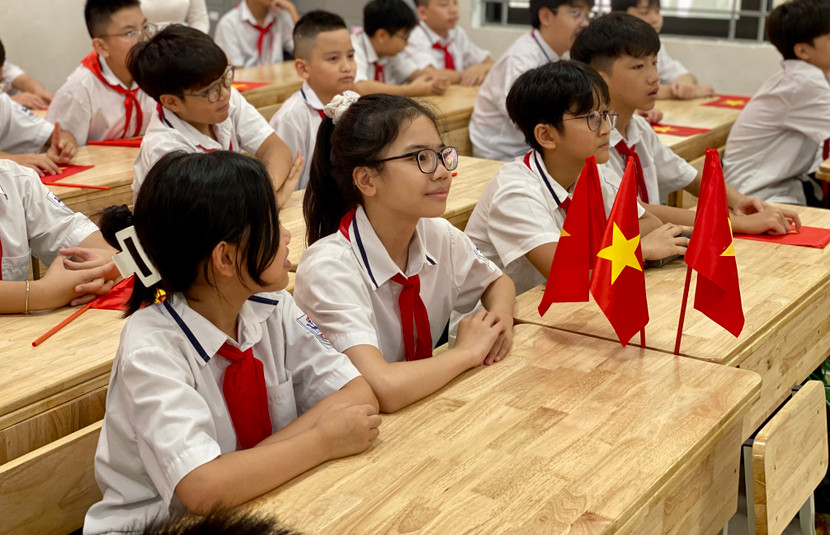 Không khí vui tươi, háo hức khi lần được trải nghiệm buổi lễ khai giảng đặc biệt Không khí vui tươi, háo hức khi lần được trải nghiệm buổi lễ khai giảng đặc biệt