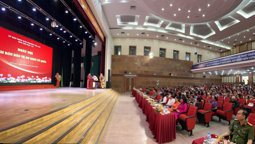 Toàn cảnh ngày hội toàn dân bảo vệ an ninh Tổ quốc phường Mộ Lao Toàn cảnh ngày hội toàn dân bảo vệ an ninh Tổ quốc phường Mộ Lao