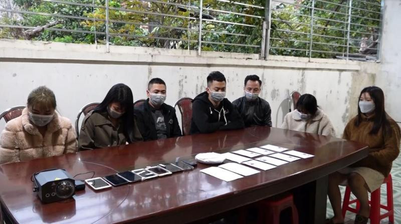 Nhóm đối tượng tụ tập trong nhà nghỉ để sử dụng ma túy Nhóm đối tượng tụ tập trong nhà nghỉ để sử dụng ma túy