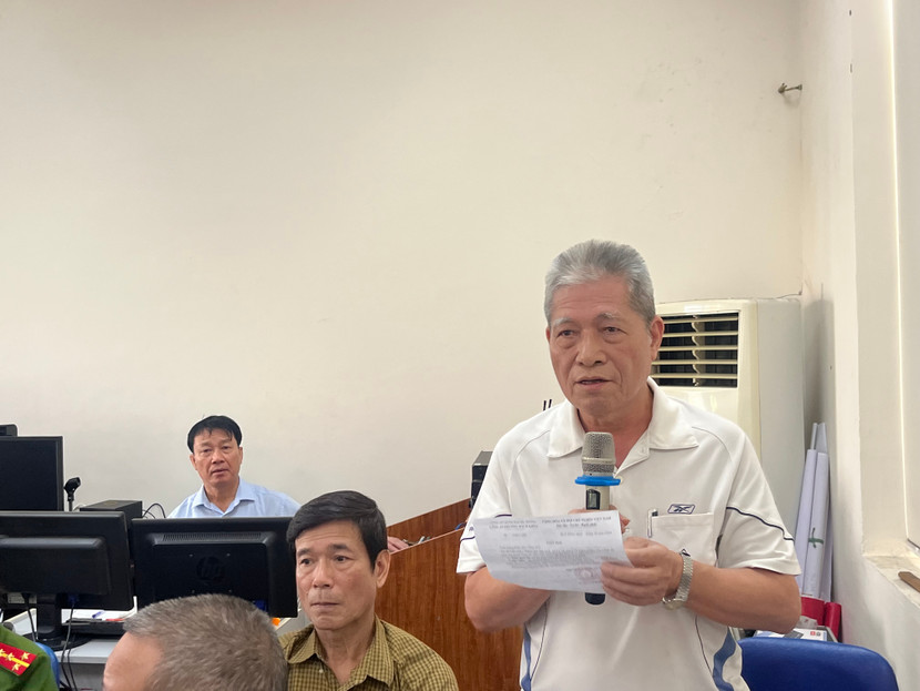 Ông Trần Văn Quyền, tổ dân phố số 11 nêu đề nghị về công tác quản lý nhà thuê trọ và trật tự đô thị trên các tuyến phố Ông Trần Văn Quyền, tổ dân phố số 11 nêu đề nghị về công tác quản lý nhà thuê trọ và trật tự đô thị trên các tuyến phố