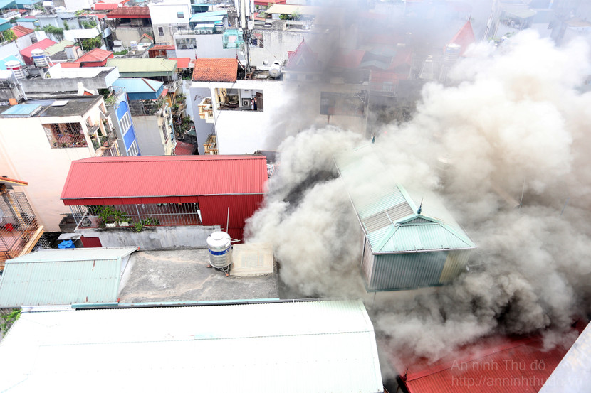 Theo thông tin ban đầu căn nhà không có ai ở trong