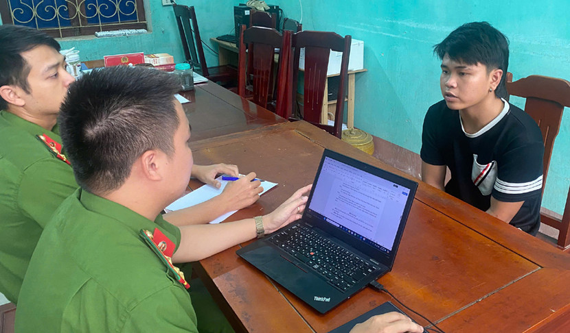 Cơ quan điều tra lấy lời khai của Phạm Văn Ngọc