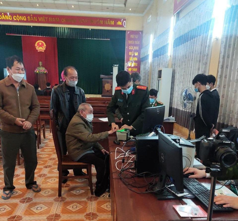 Công an huyện Mỹ Đức cấp căn cước công dân xuyên nghỉ lễ phục vụ nhân dân