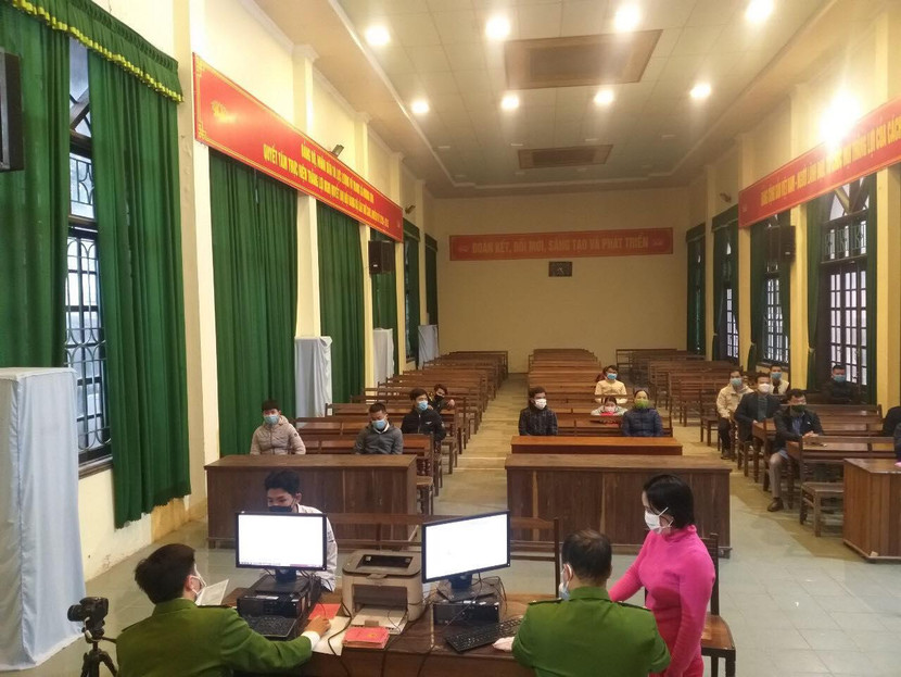 Trong hai ngày nghỉ lễ, các CBCS Công an huyện Mỹ Đức đã cấp được hơn 700 trường hợp