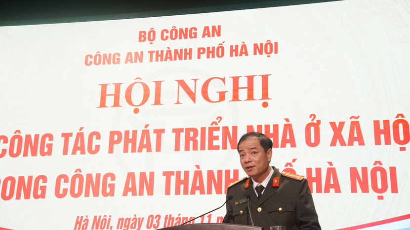 Đại tá Nguyễn Trọng Tiến, Phó Cục trưởng Cục Quản lý xây dựng và doanh trại Bộ Công an giải đáp các nội dung liên quan đến công tác phát triển nhà ở xã hội cho cán bộ chiến sỹ