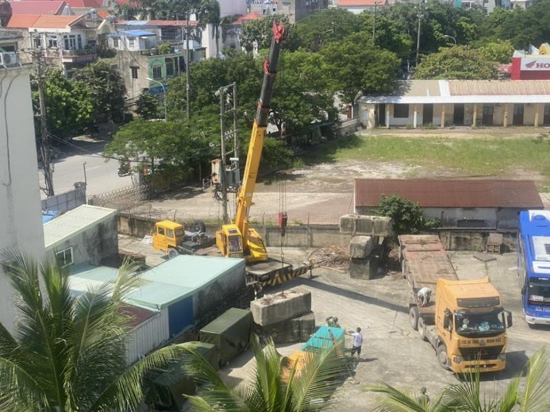 Bến xe khách Thượng Lý bị cưỡng chế trái phép Bến xe khách Thượng Lý bị cưỡng chế trái phép