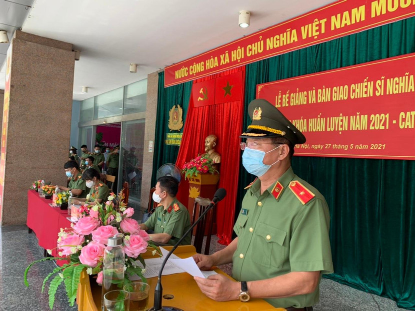 Thiếu tướng Đào Thanh Hải Phó Bí thư Đảng ủy, Phó Giám đốc Công an thành phố chủ trì buổi lễ.