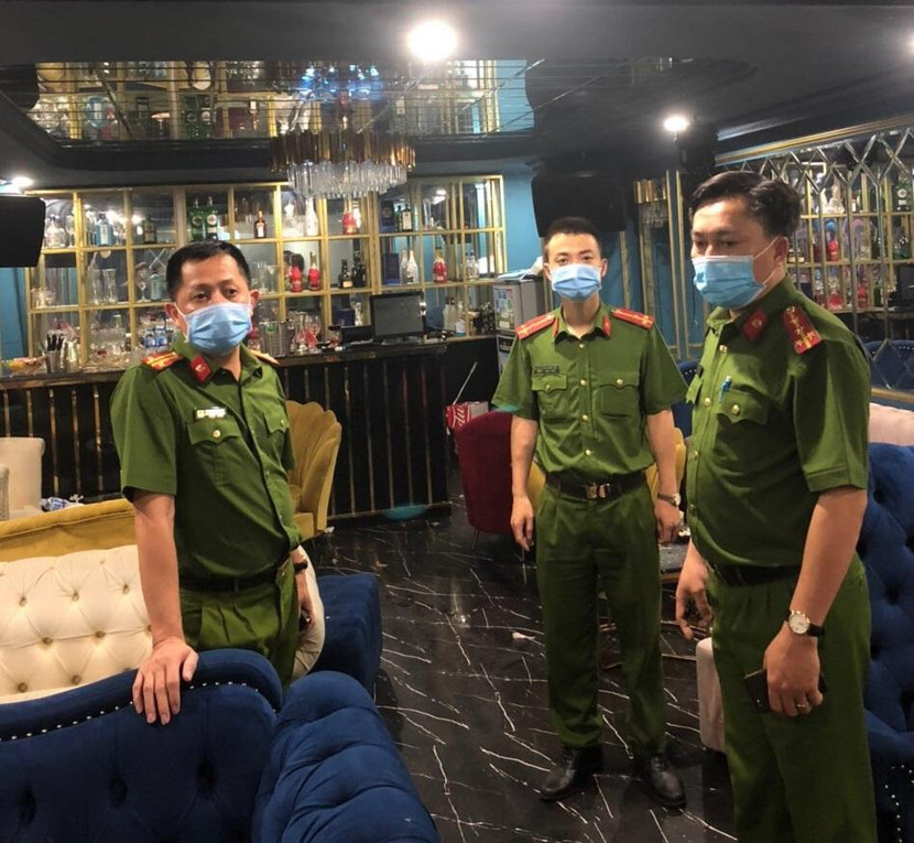 Lực lượng Công an thường xuyên kiểm tra đột xuất, đối với các cơ sở kinh doanh cà phê tại các tòa nhà cao tầng