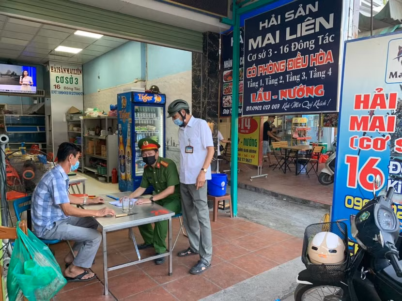 Nhắc nhở người dân thực hiện nghiêm các biện pháp phòng dịch Covid-19
