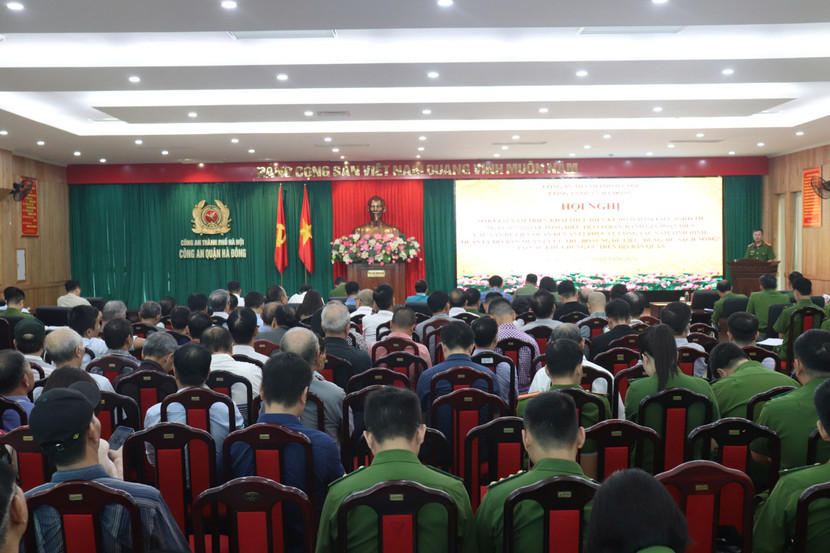 Hội nghị sơ kết 1 năm thực hiện kế hoạch tổng điều tra cơ bản, đánh giá toàn diện các vấn đề liên quan đến an ninh trật tự phục vụ công tác quản lý địa bàn, cư trú, bổ sung dữ liệu “đúng, đủ, sạch, sống” tại các khu chung cư trên địa bàn quận Hà Đông