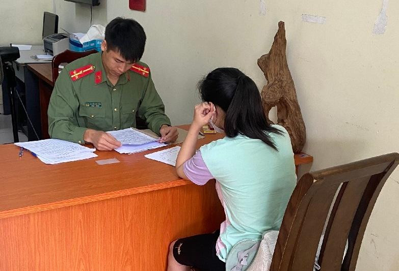 Công an huyện Gia Lâm đã ra quyết định xử phạt hành chính đối với chị Nguyễn K.C