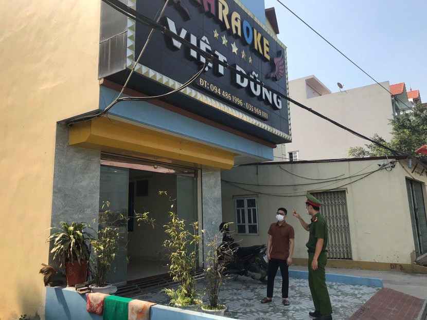 Kiểm tra hồ sơ quản lý PCCC tại cơ sở. Kiểm tra hồ sơ quản lý PCCC tại cơ sở.