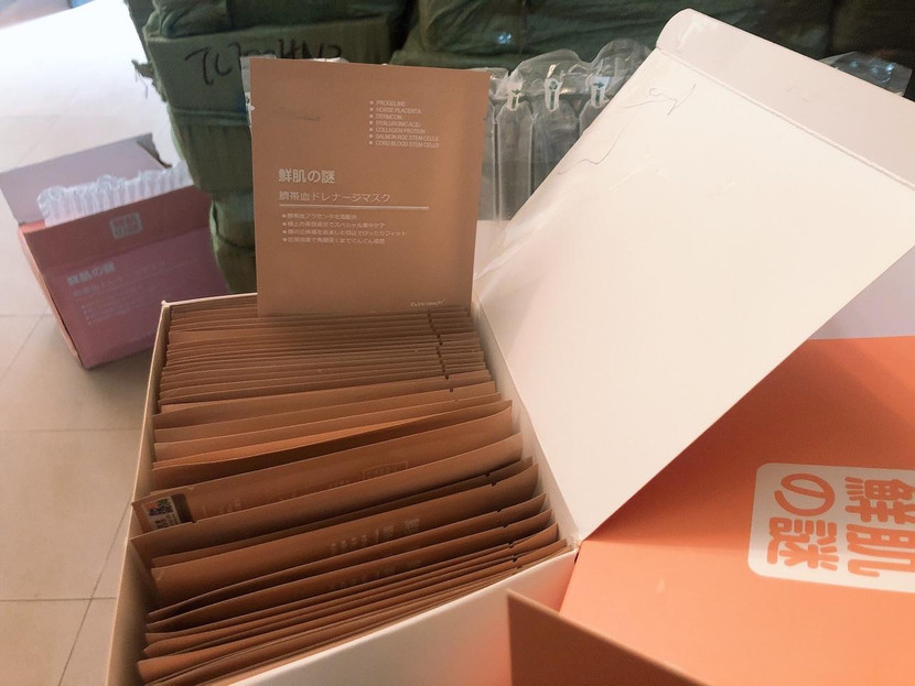 Mặt nạ do nước ngoài sản xuất