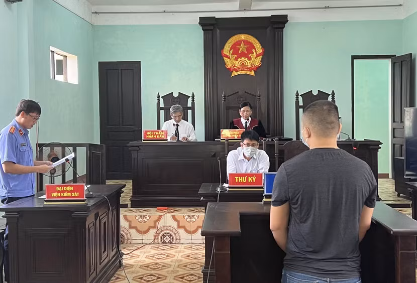 Phiên xét xử sơ thẩm đối với bị cáo Hà Minh Đạo Phiên xét xử sơ thẩm đối với bị cáo Hà Minh Đạo