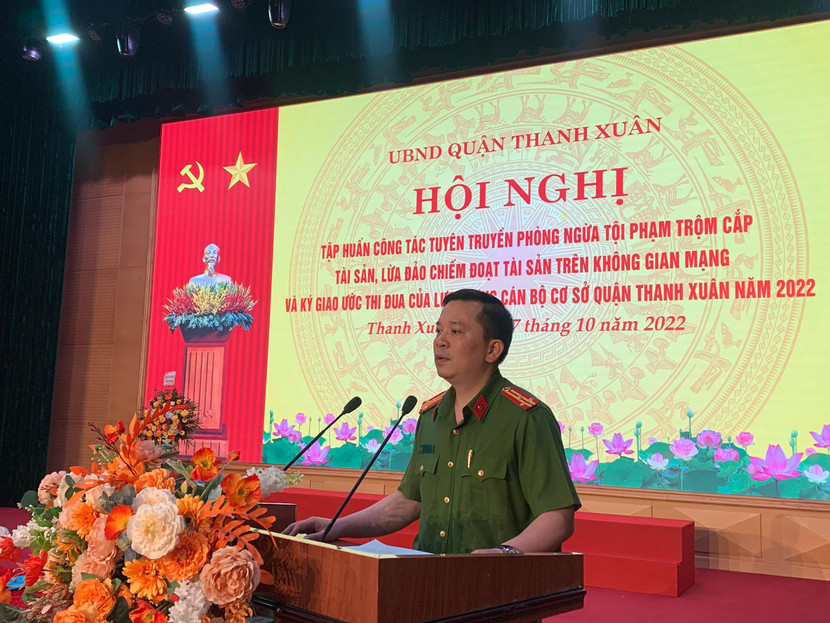 Thượng tá Đinh Tuấn Thành - Trưởng Công an quận Thanh Xuân phát biểu khai mạc hội nghị