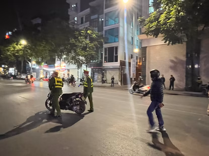 Một số trường hợp vi phạm được đưa vào chốt để lập biên bản xử phạt