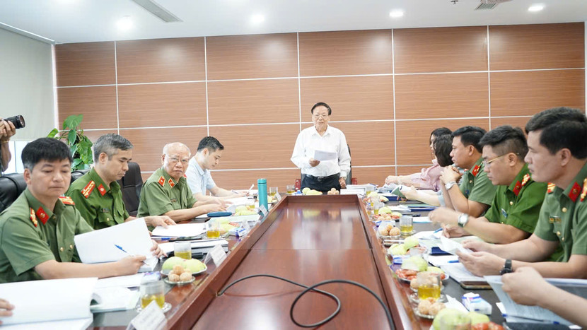 Hội đồng nghiệm thu chính thức kết quả thực hiện Đề tài khoa học và công nghệ cấp thành phố "Nâng cao hiệu quả phòng ngừa, đấu tranh với tội phạm giết người trên địa bàn thành phố Hà Nội trong tình hình hiện nay" Hội đồng nghiệm thu chính thức kết quả thực hiện Đề tài khoa học và công nghệ cấp thành phố "Nâng cao hiệu quả phòng ngừa, đấu tranh với tội phạm giết người trên địa bàn thành phố Hà Nội trong tình hình hiện nay"