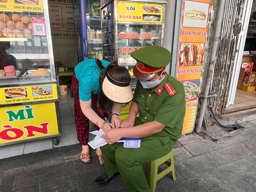 Đối với các trường hợp vi phạm, các lực lượng đã lập biên bản xử lý nghiêm theo quy định Đối với các trường hợp vi phạm, các lực lượng đã lập biên bản xử lý nghiêm theo quy định