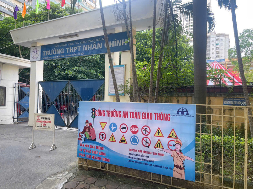 Xây dựng, triển khai mô hình cổng trường an toàn Xây dựng, triển khai mô hình cổng trường an toàn