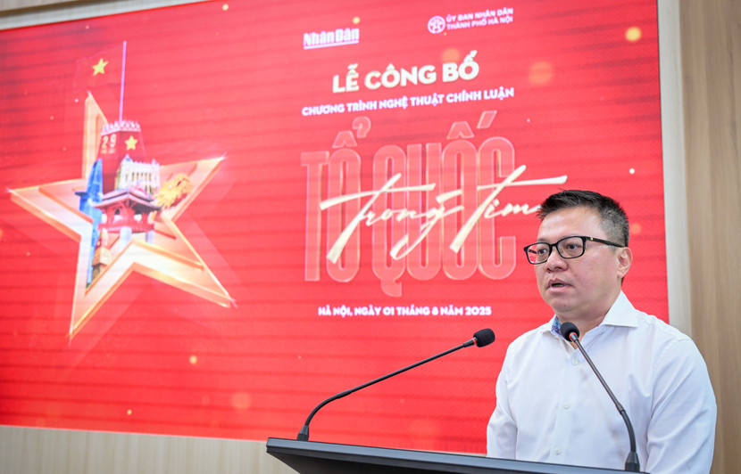 Ông Lê Quốc Minh, Ủy viên Trung ương Đảng, Tổng Biên tập Báo Nhân Dân, Phó Trưởng ban Tuyên giáo và Dân vận Trung ương, Chủ tịch Hội Nhà báo Việt Nam phát biểu tại lễ công bố
