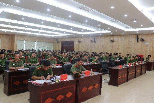 Toàn cảnh hội nghị