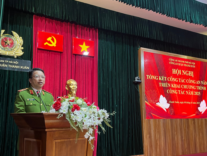 Thiếu tướng Nguyễn Hồng Ky - Phó Giám đốc CATP Hà Nội phát biểu tại hội nghị