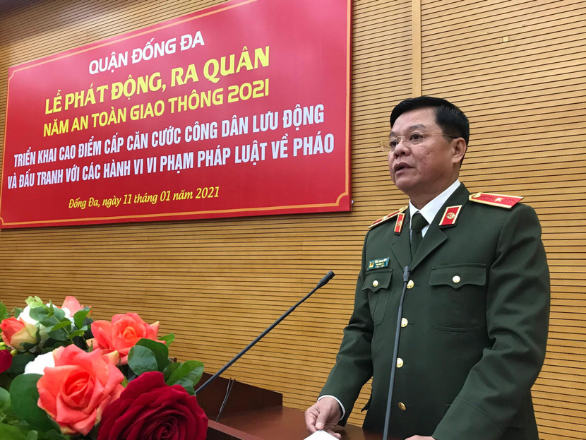 Thiếu tướng Đào Thanh Hải - Phó Bí thư Đảng ủy, Phó Giám đốc Công an thành phố Hà Nội phát biểu tại lễ ra quân Thiếu tướng Đào Thanh Hải - Phó Bí thư Đảng ủy, Phó Giám đốc Công an thành phố Hà Nội phát biểu tại lễ ra quân