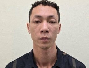 Đối tượng Nguyễn Mạnh Hùng bị bắt giữ