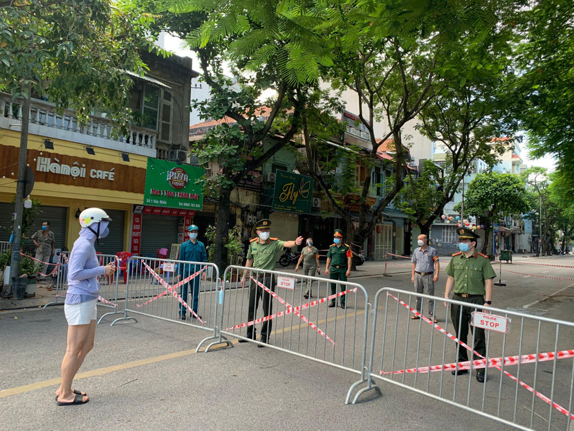 Phong tỏa 2 phường với 21.000 dân cư
