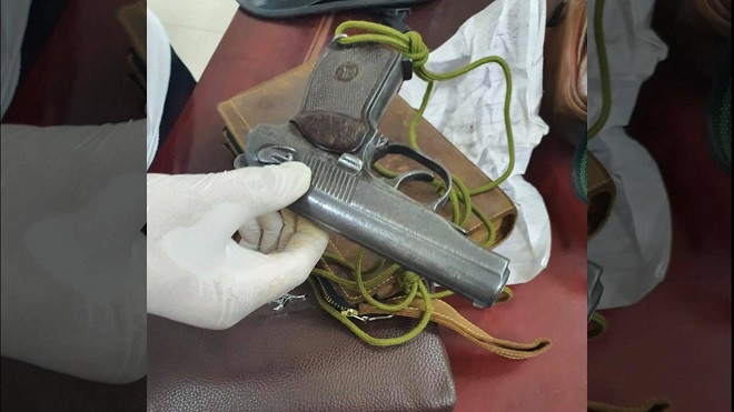 Khẩu súng cơ quan công an thu giữ Khẩu súng cơ quan công an thu giữ