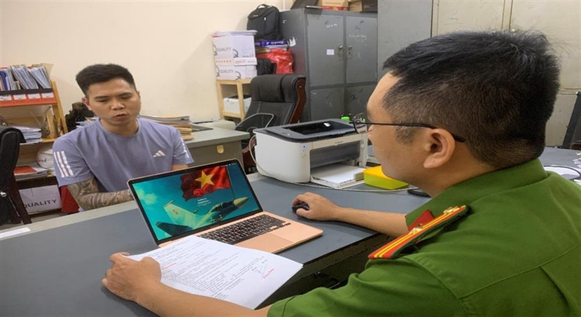 Đối tượng Nguyễn Quốc Hùng, cầm đầu đường dây lừa đảo