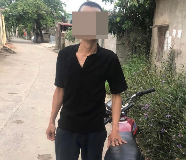 Đối tượng dương tính với ma túy đi lang thang khi đang thực hiện giãn cách xã hội Đối tượng dương tính với ma túy đi lang thang khi đang thực hiện giãn cách xã hội