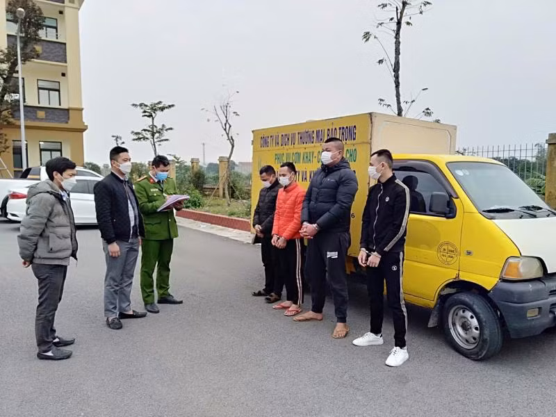 Nhóm đối tượng bị bắt giữ