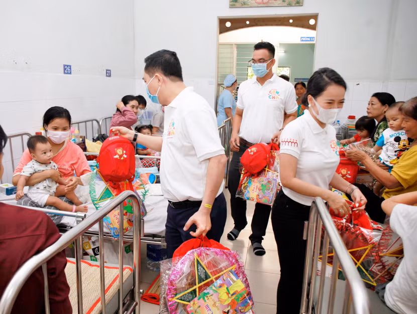 Vui sống – Với mục tiêu trở thành “hơn cả một nơi làm việc”, nơi mà tất cả nhân viên được sống và làm việc hết mình, trọn vẹn với đam mê