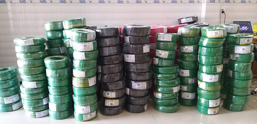 Một trong số các loại vật tư bị trộm Một trong số các loại vật tư bị trộm