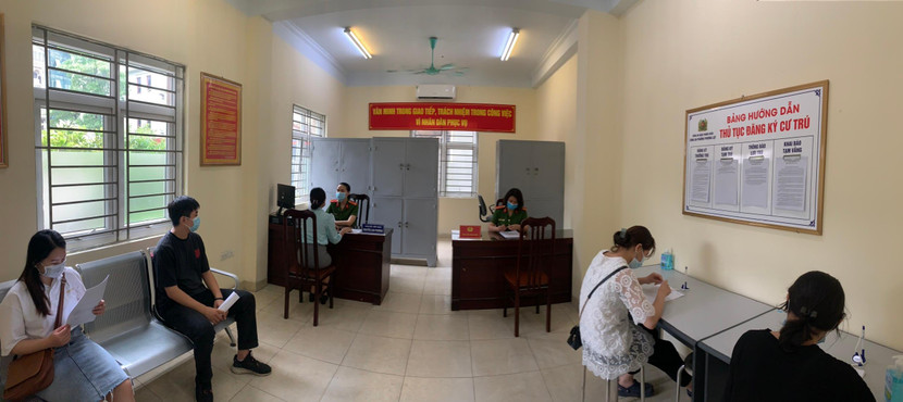 Công an phường Phương Liệt đã khẩn trương chuẩn bị sẵn sàng các điều kiện cần thiết về nhân lực, vật lực để phục vụ nhân dân Công an phường Phương Liệt đã khẩn trương chuẩn bị sẵn sàng các điều kiện cần thiết về nhân lực, vật lực để phục vụ nhân dân