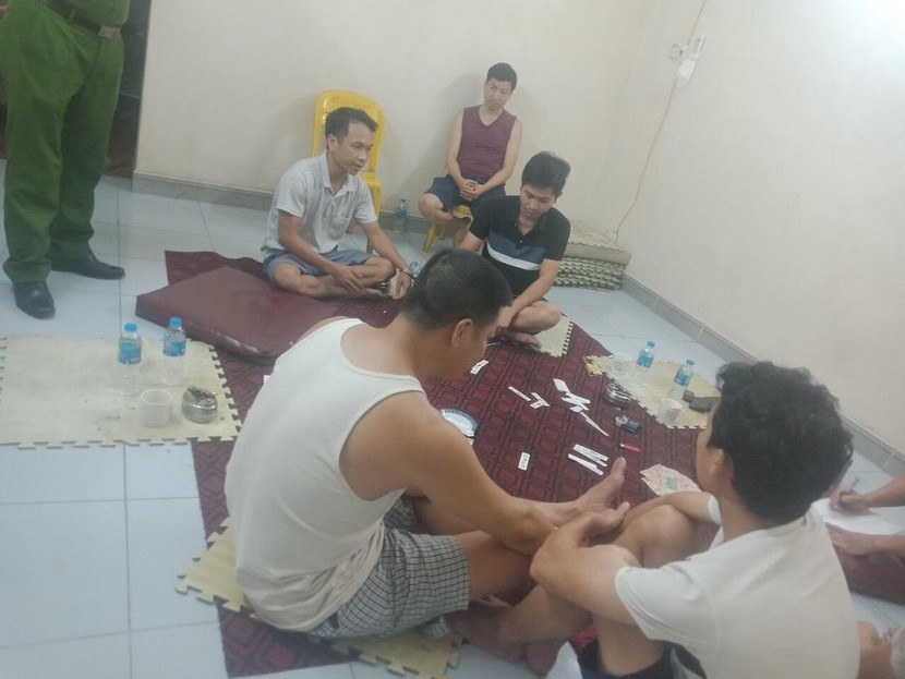 Nhóm đối tượng đánh bạc bị bắt giữ Nhóm đối tượng đánh bạc bị bắt giữ