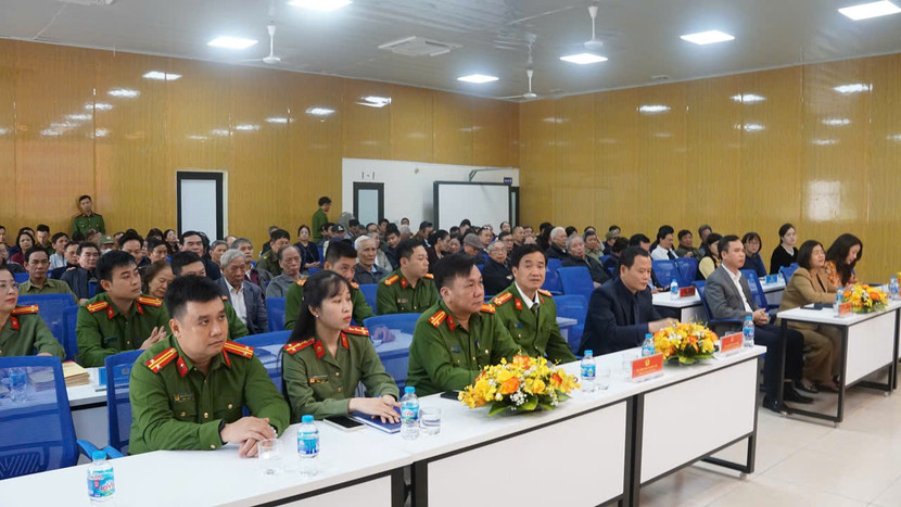 Toàn cảnh hội nghị