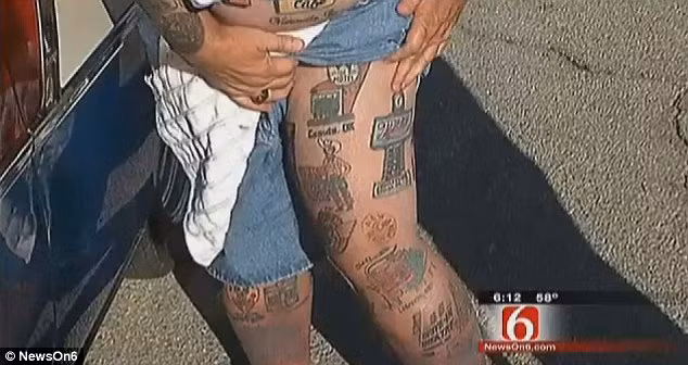 Xăm trên mình hơn 103 biểu tượng của đường cao tốc ảnh 3