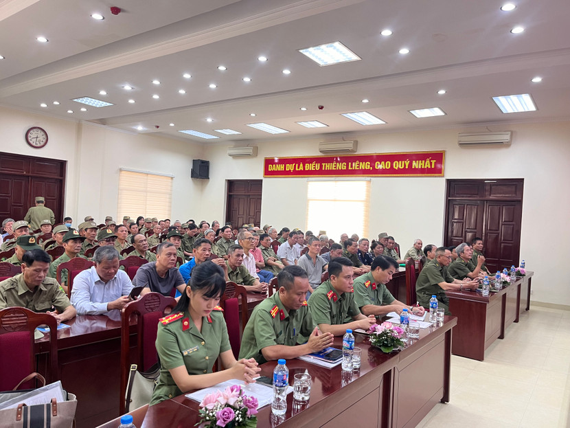 Khai giảng lớp tập huấn nghiệp vụ cho lực lượng tham gia bảo vệ ANTT tại cơ sở quận Đống Đa